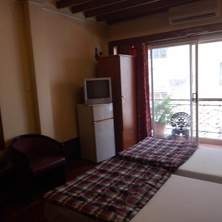 Bee Saigon Hotel Хошимин Экстерьер фото