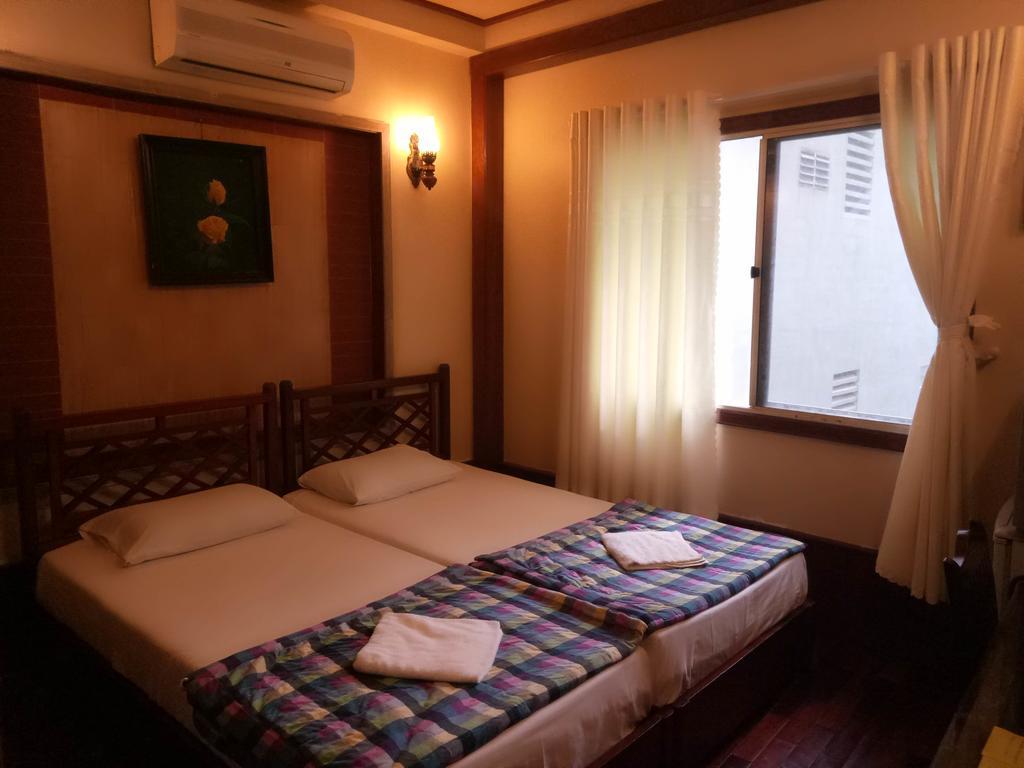 Bee Saigon Hotel Хошимин Экстерьер фото
