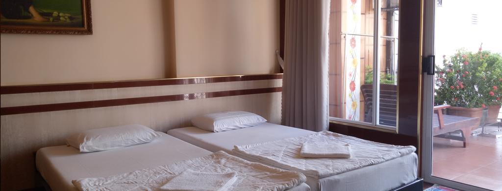 Bee Saigon Hotel Хошимин Экстерьер фото