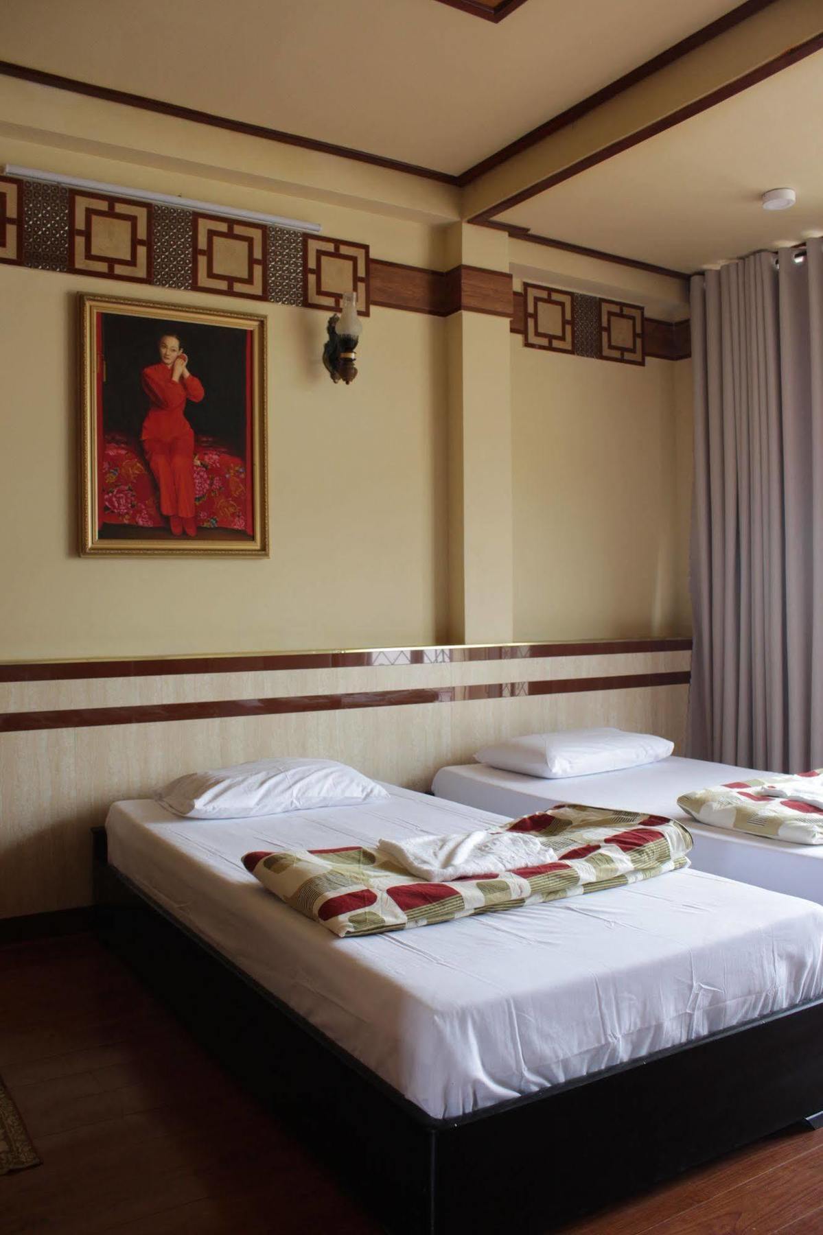 Bee Saigon Hotel Хошимин Экстерьер фото