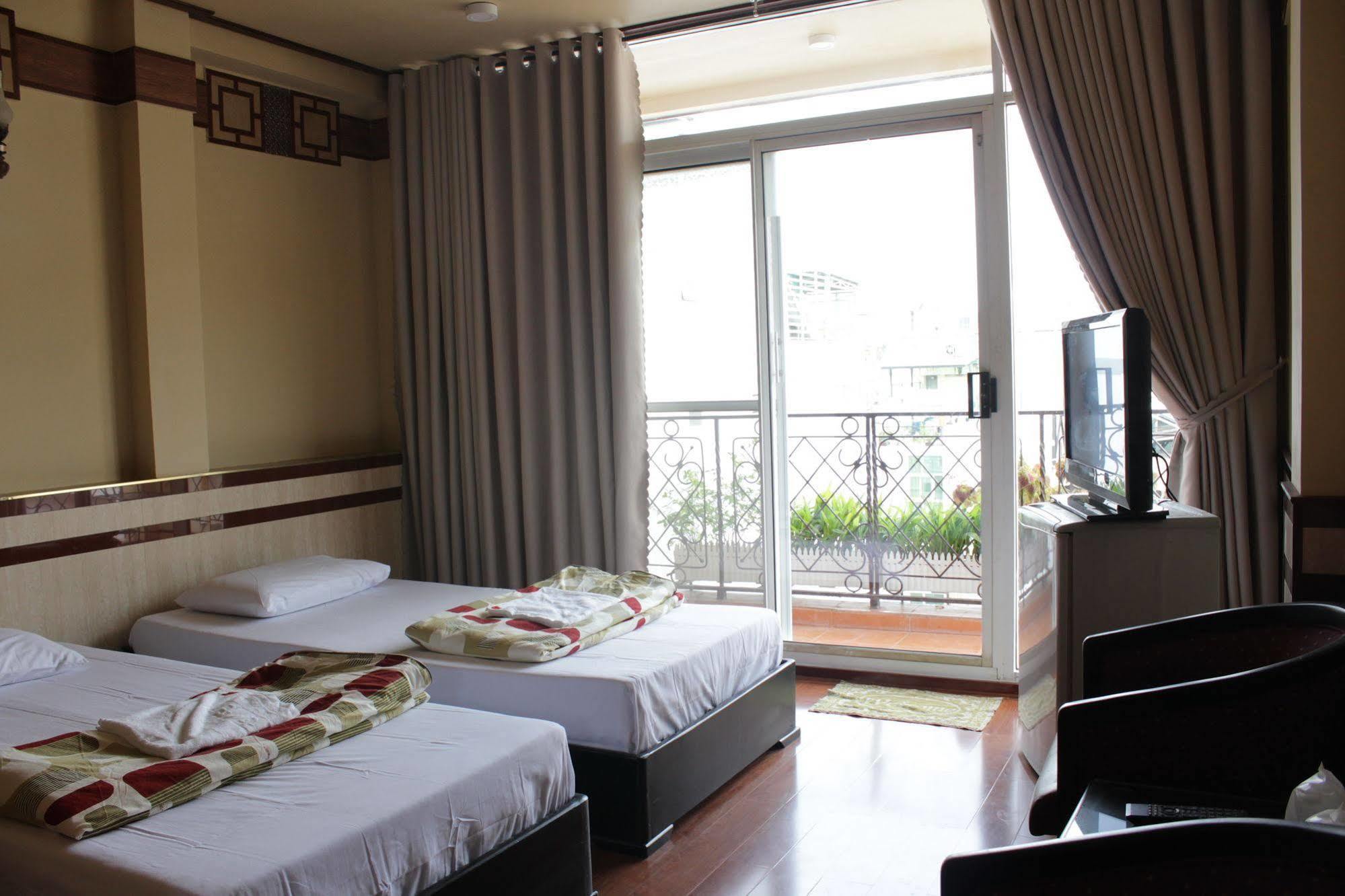 Bee Saigon Hotel Хошимин Экстерьер фото