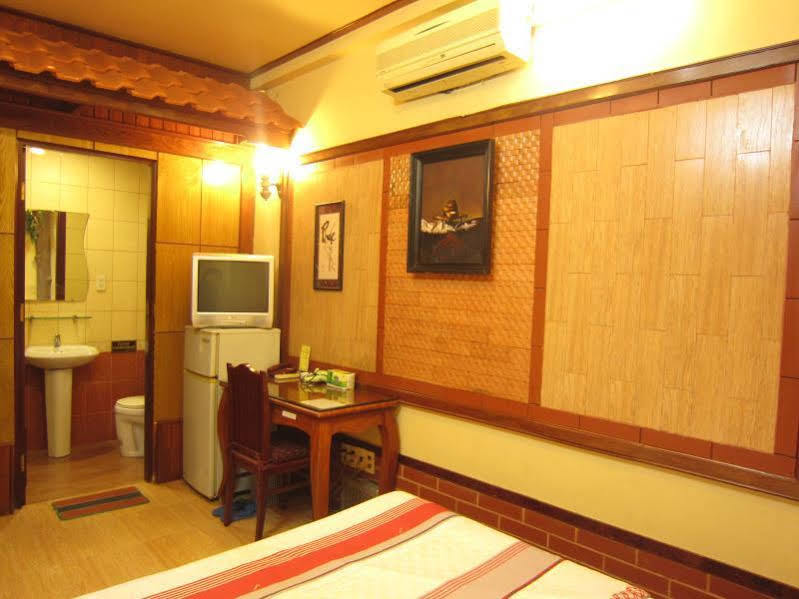 Bee Saigon Hotel Хошимин Экстерьер фото